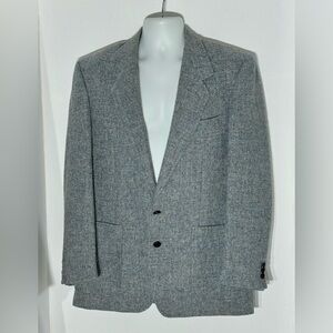 Harris Tweed 42R like new, unworn condition